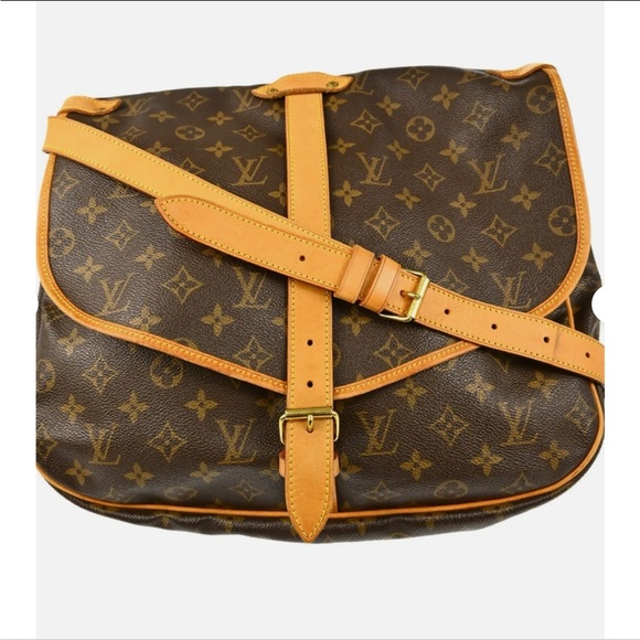 Louis Vuitton Monogram Canvas with Tan Accents - Picture 1 of 6